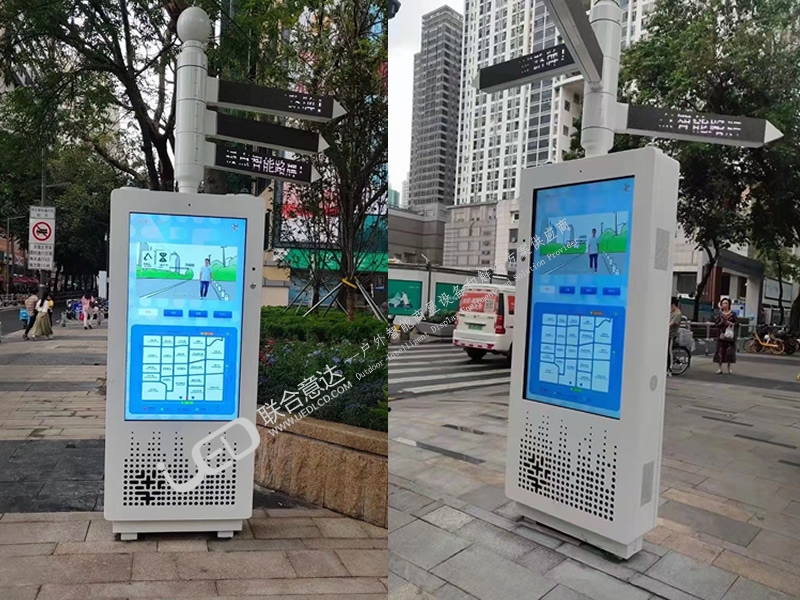 華強北搖臂式智能導(dǎo)視牌案例